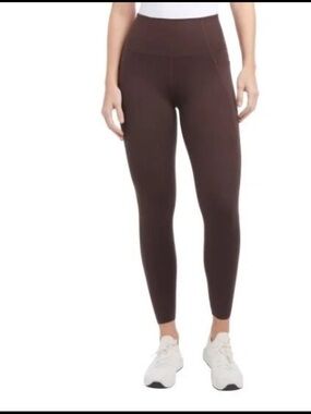 Danskin Brushed 7/8 Legging - Medium